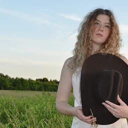 Live Music Hannah Geiser