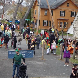 Trick-or-Treat on Huguenot Street
