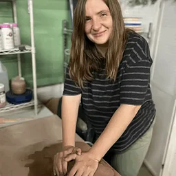 Tuesday Evening Pottery Class with Leah Quazi