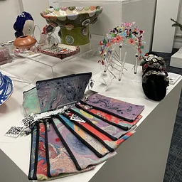 Holiday Pop Up Shop