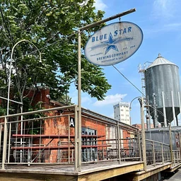 Astronomy on Tap