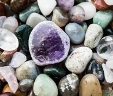 MINERAL CONNOISSEURSHIP: A COLLECTOR’S GUIDE TO FINE MINERALS