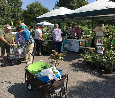 Lewis Ginter Spring Plant Sale