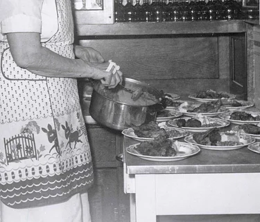 Talk with the Curator: Grandma’s Recipe Box Potluck