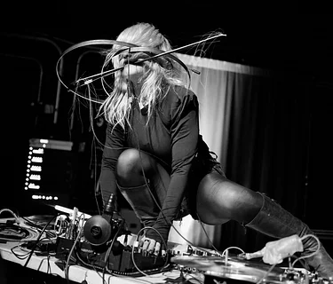 A Performance by Victoria Shen