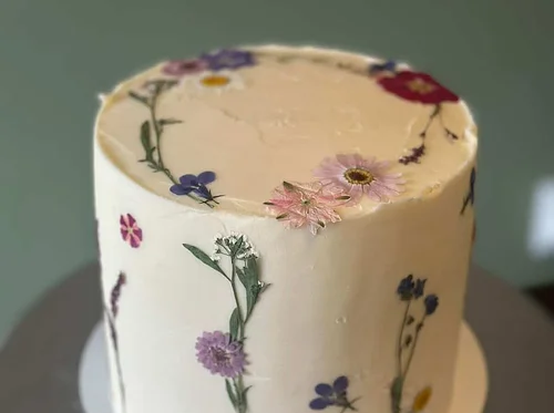 Buttercream & Bubbly