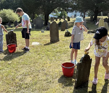 Preserving Colonial Headstones – A Family Workshop