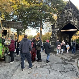 Sunday, October 25, 2026 Victorian Autumn Faire Take a tour, see local art vendors, grab a bite at a food truck, and enjoy an acoustic concert. Oct 25
