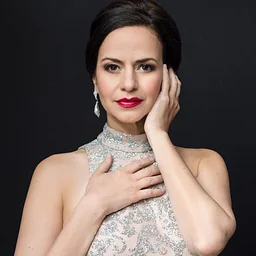 Mandy Gonzalez Sings Broadway