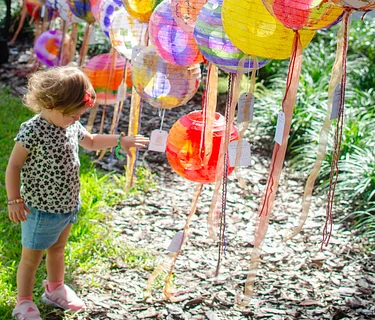 Family Day – Paper Lanterns