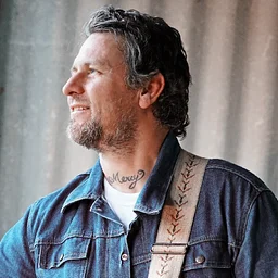 Eric Lindell
