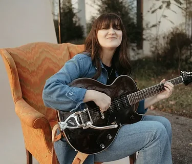 Scituate | Live Music with Halley Neal