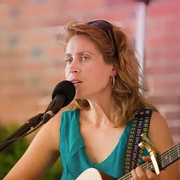 Nicole Belanus