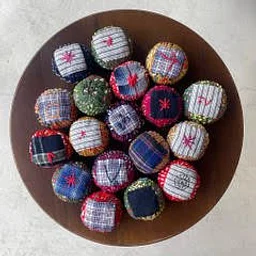 Chiku Chiku Pin Cushion with Takako Willden