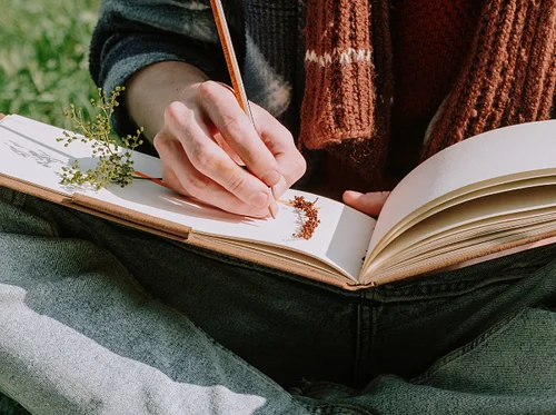 Nature Writing “Hush Hour(s)”