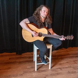 Live Music – Alex Cohen