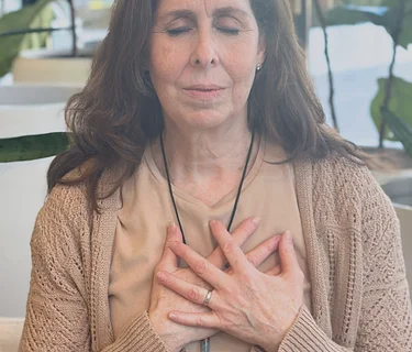 Nervous System Reset: Reiki & Meditation with Jen