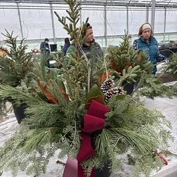 Winter Porch Pot – SORRY, THIS CLASS IS SOLD OUT