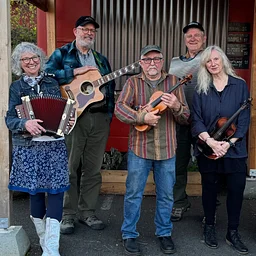 LIVE MUSIC: The P.O. Sparkle Club