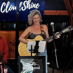 Live Music / Cloudshine