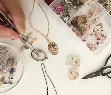 Dried Flower Resin Craft Workshop: Hosted by little bloomtale × KAJIHA