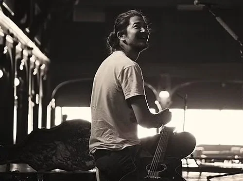 Plymouth | Live Music with Jay Psaros