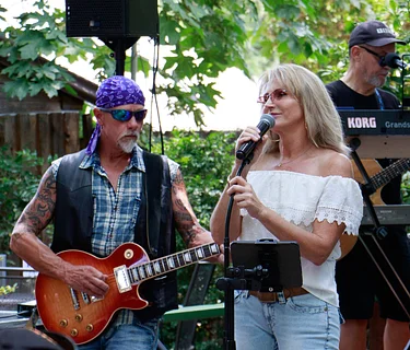 Live Music: Simple Dreams Trio