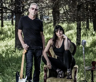 Live Music: The Giantess
