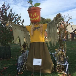 Scarecrow Lane at Cockayne!