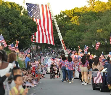 (Public) Quincy Flag Day Parade