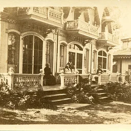Pathways of History: Richardson History House Tours