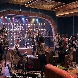 Live Music at Tessie’s Cocktails & Chords inside Caesars Republic