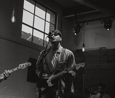 ENTERTAINMENT ~ Yeats Bramble