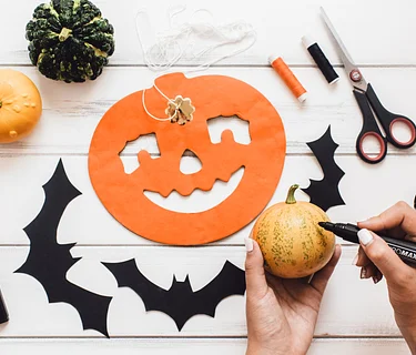 $5 Workshop: Halloween Crafts