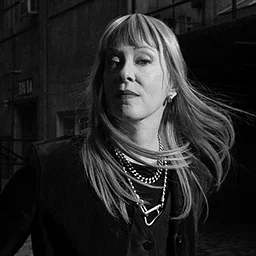 Suzanne Vega - Flying With Angels