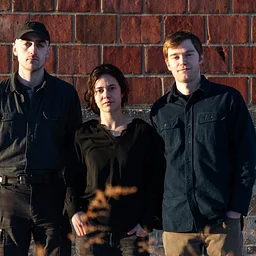 Live @ LOW END | Magic Tuber Stringband
