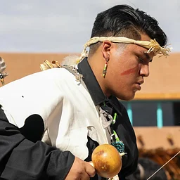 Howeya Family Traditional Dance Group (Pueblo of Acoma)