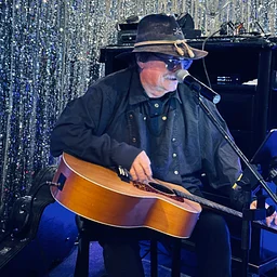 Darron the Guitar Guy