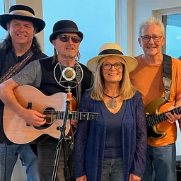MUSIC AT THE VINEYARD – HIGH LONESOME VELVET