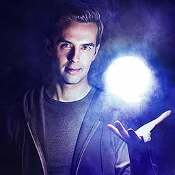 Michael Carbonaro