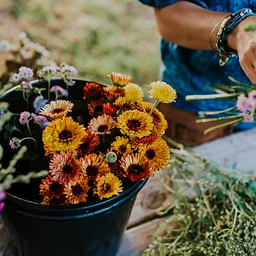The Art of the Garden Bouquet