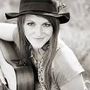 Live Music – Elise Wunder