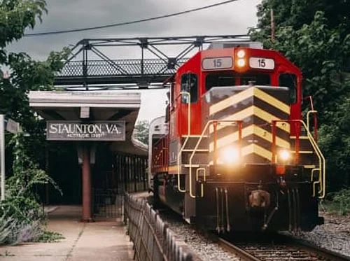 DAY TRIP: Blue Ridge Flyer Train Trip