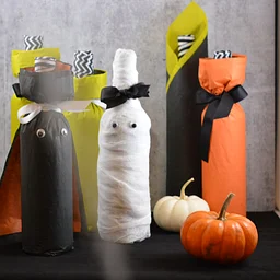 Halloween at Bedell: Live Music, Bobbing for Bottles!