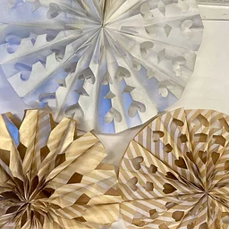 Pop-Up Art: Giant Snowflakes
