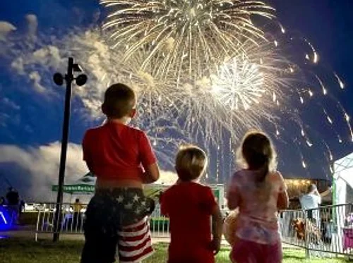 NBP Fireworks on the Lake