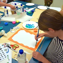 Children’s Studio: Bats, Cats, and Witches’ Hats
