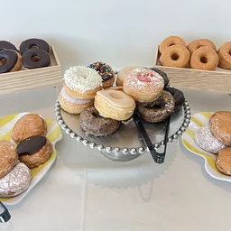 Winter Resident’s Coffee & Donuts