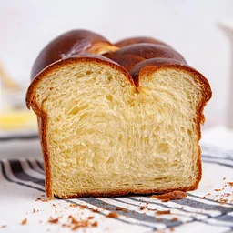 Soft & Buttery Brioche Bread