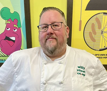 Eating with Our Eyes: Presentation, Plating, and Garnishes